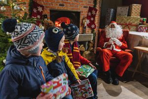 Love2Stay have a special Christmas Trail 