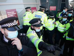 Supporting image for story: Five arrested at anti-lockdown protest in London