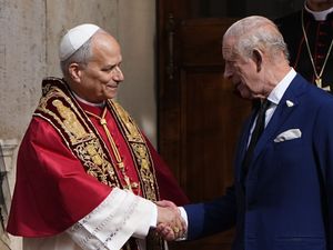 Supporting image for story: King and Pope make history with joint prayer in Vatican