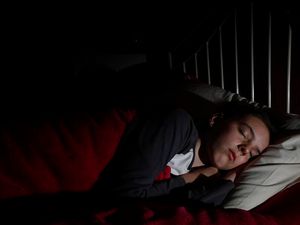Supporting image for story: Weekend lie-in could reduce the risk of early death, scientists say
