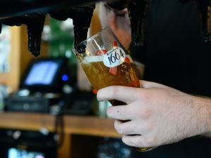 Supporting image for story: Pubs and restaurants in Wales can reopen indoors on August 3, Drakeford says