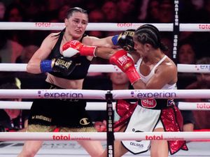 Supporting image for story: Katie Taylor beats Amanda Serrano in third meeting to retain undisputed title