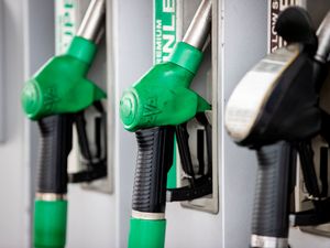 Supporting image for story: Why you shouldn’t wait for the orange light before refuelling