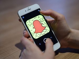 Supporting image for story: Snapchat avoids popularity contest pressure of social media, founder argues