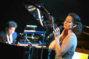 Supporting image for story: Review: Ruthie Henshall at Theatre Severn, Shrewsbury