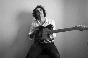 Supporting image for story: Review: Boo Hewerdine & Dan Whitehouse, Henry Tudor House, Shrewsbury