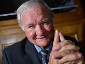 Supporting image for story: Ron Atkinson: FA Cup derby too close to call