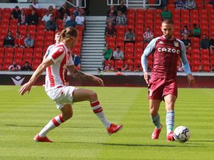 Supporting image for story: Dean Smith: Aston Villa must offload before signing another midfielder