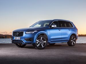 Supporting image for story: These are the best used seven-seat SUVs