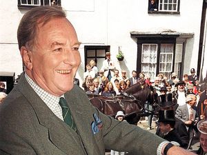 Supporting image for story: Robert Hardy: Actor never forgot his Shropshire roots