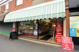 Supporting image for story: Elizabeth Joyce: It's time to go independent and cut the big boys