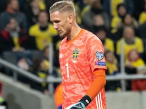Supporting image for story: Aston Villa swoop for Roma keeper