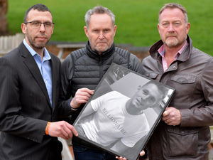 Supporting image for story: Family of young man stabbed to death in nightclub set to meet with minister over push for change