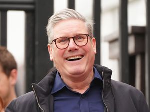 Supporting image for story: Starmer makes tandoori salmon on TV cookery show