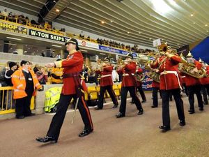 Supporting image for story: Wolves v Arsenal — in pictures