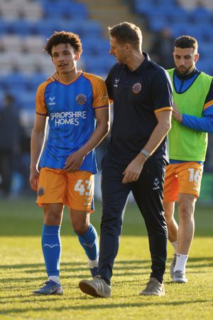 Shrewsbury Town assistant Dave Edwards with Will Gray