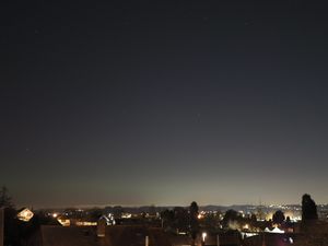 Supporting image for story: Northern lights likely to return tonight after stunning display captured over Black Country