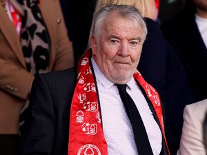 Supporting image for story: Former Nottingham Forest winger John Robertson dies at age of 72