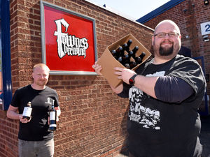 Supporting image for story: Brexit: ‘Cameron simply walked away from his car crash’

 