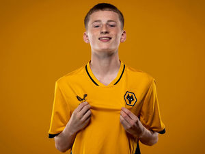 Supporting image for story: Youngster pens first professional Wolves contract