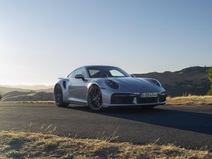 Supporting image for story: Porsche celebrates 50 years of 911 Turbo with a new limited edition