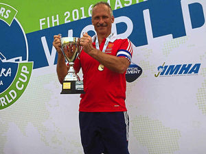 Supporting image for story: David Knott not looking back at age 53