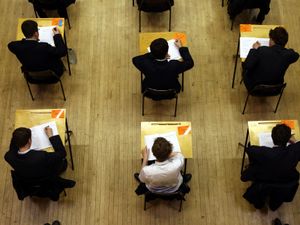 Supporting image for story: Curriculum review will support changing ‘inflexible approach’ to GCSE resits