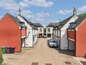 Each home boasts three-bedrooms. Picture: Mannleys Sales & Lettings/Rightmove