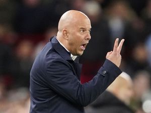 Supporting image for story: Arne Slot urges Liverpool to be ‘aggressive in a smart way’ against Everton