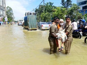 Supporting image for story: Floods in southern India after days of torrential rain