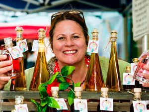 Supporting image for story: Streets of Oswestry packed for annual food festival - with pictures
