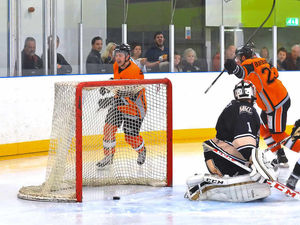 Supporting image for story: Video: Telford Tigers stay on top of league