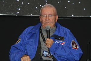 NASA Astronaut Fred Haise. Photos by: Graham Martin