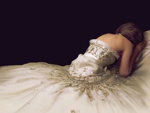 Supporting image for story: Kristen Stewart transforms into Diana in Spencer trailer