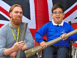 Supporting image for story: WATCH: Karl Hinett brings smiles to young faces on school trip