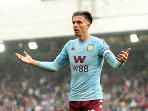 Supporting image for story: Former ref Keith Hackett ‘bemused’ after Aston Villa equaliser robbery