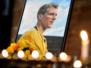 Supporting image for story: Emotional Wolves fans join Ron Flowers' family and ex-players to pay tribute to club legend