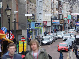 Supporting image for story: Dudley is worst town for shoppers, says report