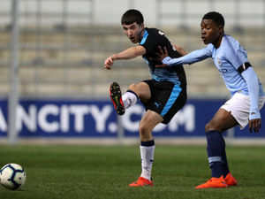 Supporting image for story: Aston Villa youngster Finn Azaz wins award