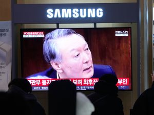 Supporting image for story: Ex-South Korean president defiant following life sentence for rebellion