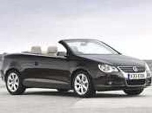 The Eos Sport 3.2 test car featured a lot of extra-cost options, and here's a few of those: a DVD satnav/audio, with six-CD changer in the centre armrest (£1,400); electric front seats with 12-way adjustment (£595); aircon upgrade (£395); and cornering headlights with auto height adjustment and washers (£775).