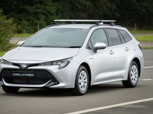 Supporting image for story: Toyota Corolla Commercial Hybrid hits the road