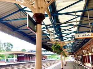 Supporting image for story: Track defect at Wellington cancels trains in Shropshire