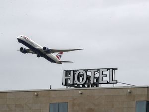 Supporting image for story: Government must think about the ‘endgame’ over shutting borders – Sage scientist