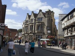 Supporting image for story: Oswestry businesses urged to bid for funding