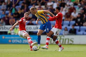 Sam Cosgrove of Shrewsbury Town and Terell Thomas of Crewe Alexandra. (AMA)