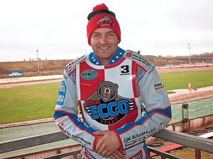 Supporting image for story: Andersen vows to grasp Wolverhampton Wolves chance