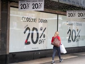 Supporting image for story: UK retailers on brink of collapse surges by a quarter, report warns