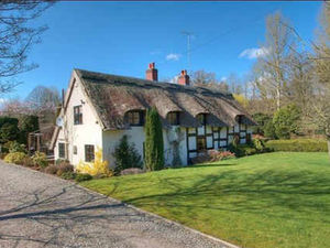 Supporting image for story: Homes of the Week - Little Mill Cottage