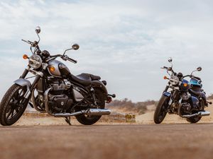 Supporting image for story: Royal Enfield’s Super Meteor 650 goes on sale from £6,799